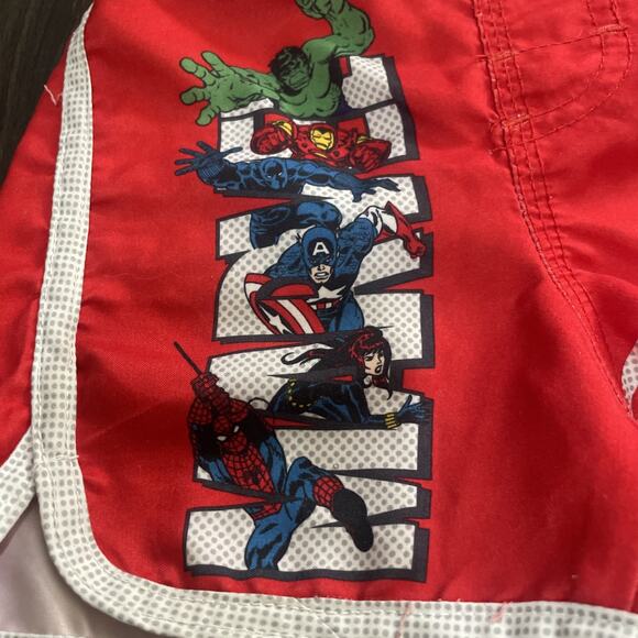 Disney Store Marvel Avengers Boys Elastic Waist Swim Trunks‎ Size 2 Red Logo - Picture 3 of 4